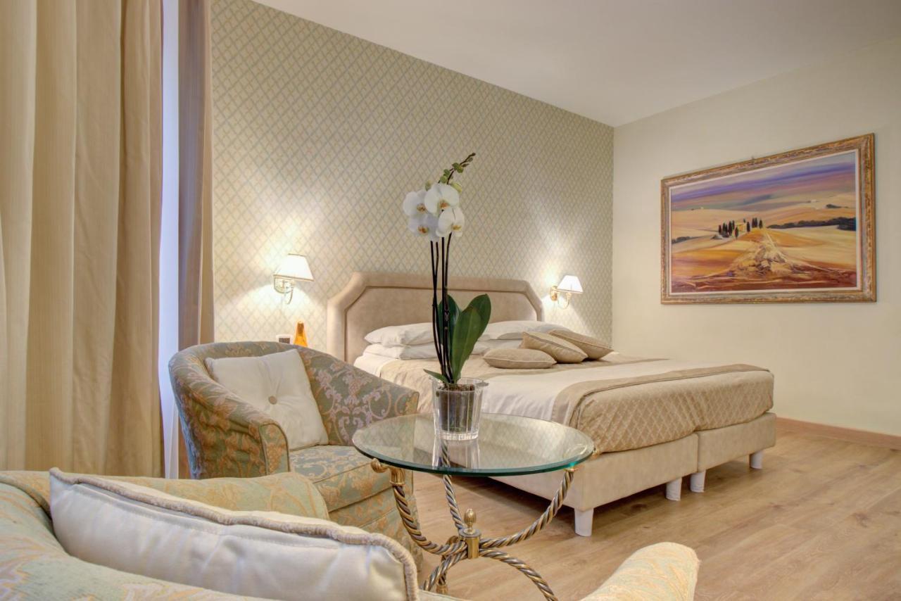 Hotel La 4*